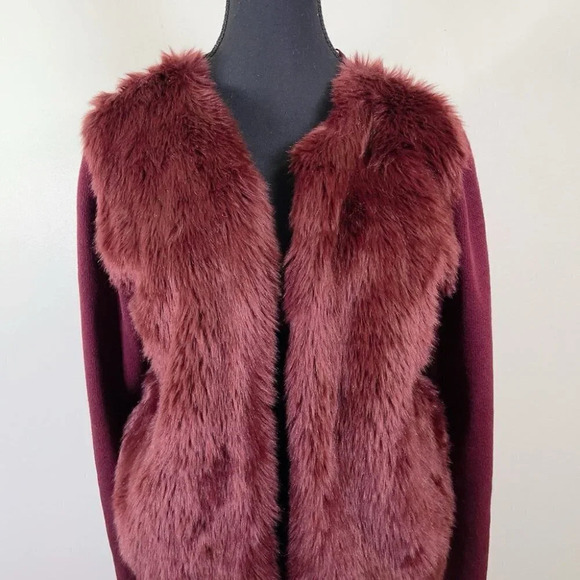 Banana Republic Faux Fur Burgundy Open Cardigan - Picture 2 of 16